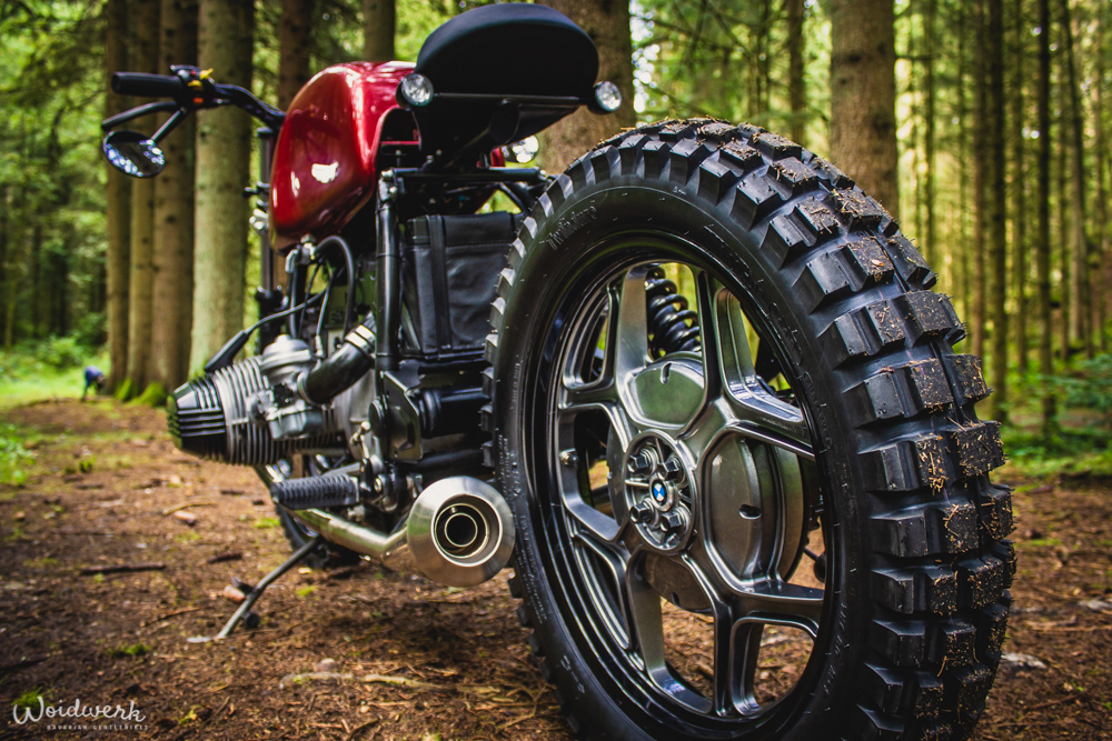 BMW R80 R80RT R100 Monolever Scrambler Bobber – Woidwerk Custom Umbau mit Einsitzer-Sattel